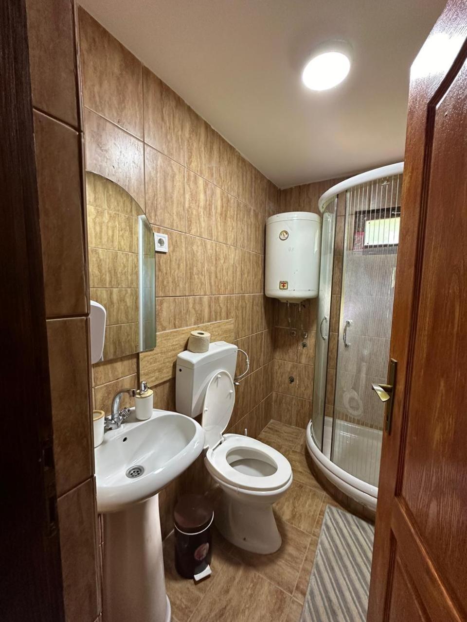 Apartments Svera Danilovgrad Zewnętrze zdjęcie